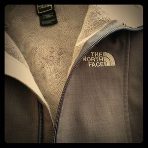 Northface jacket (perfect for all seasons nearly )